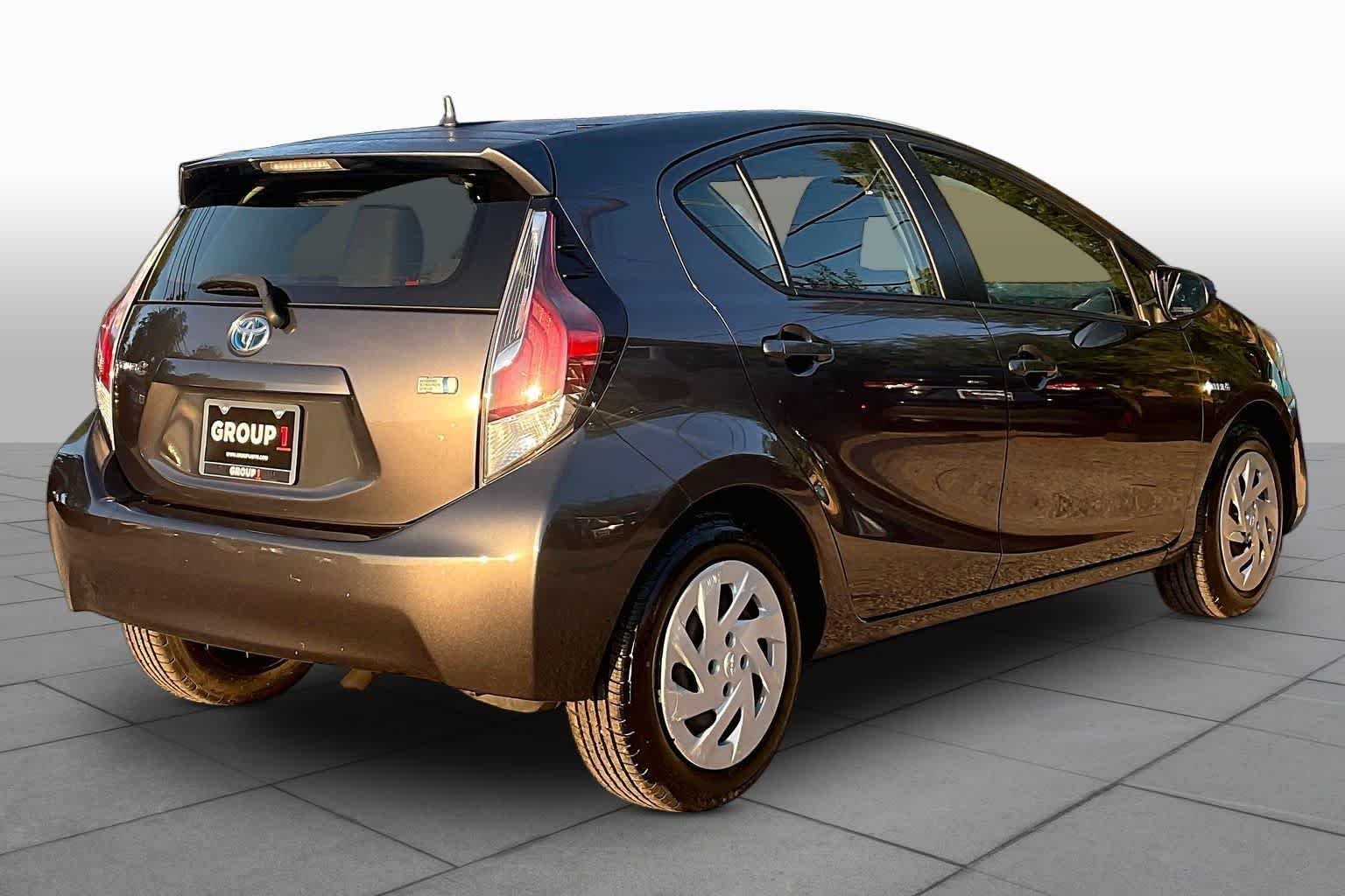 Used 2016 Magnetic Gray Metallic Toyota One image 11