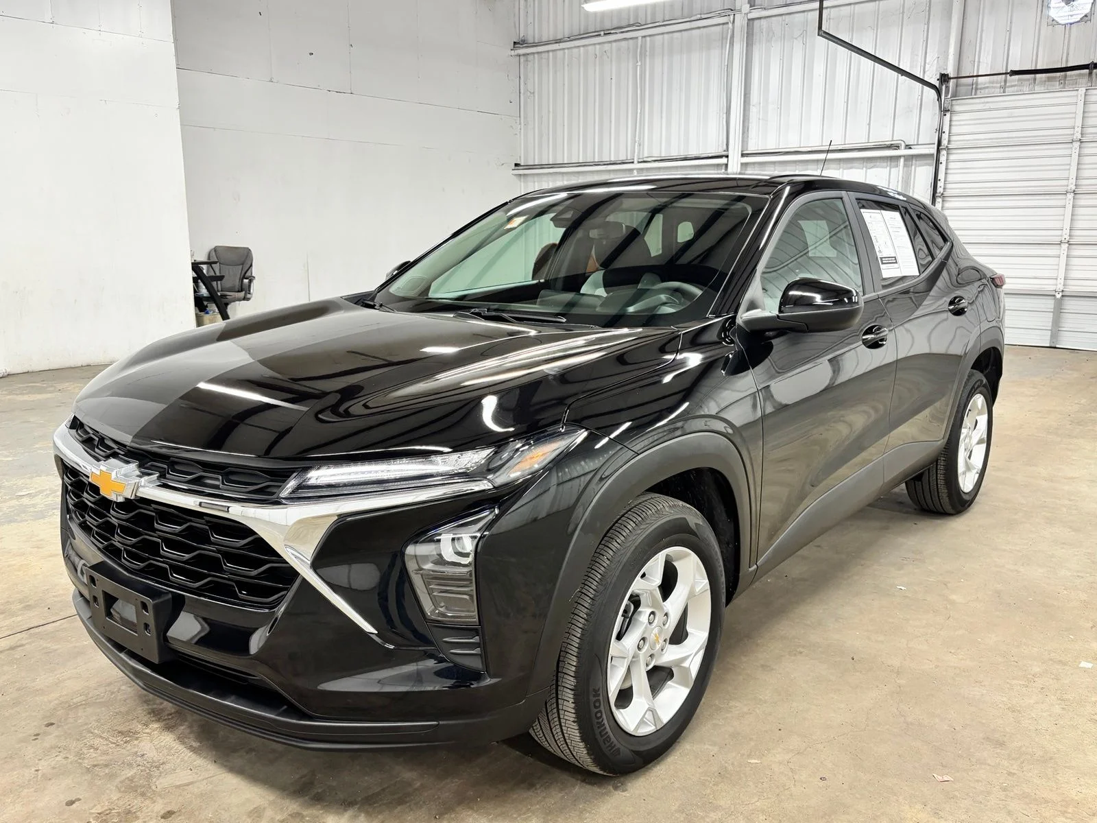 Used 2025 Black Chevrolet LS image 3