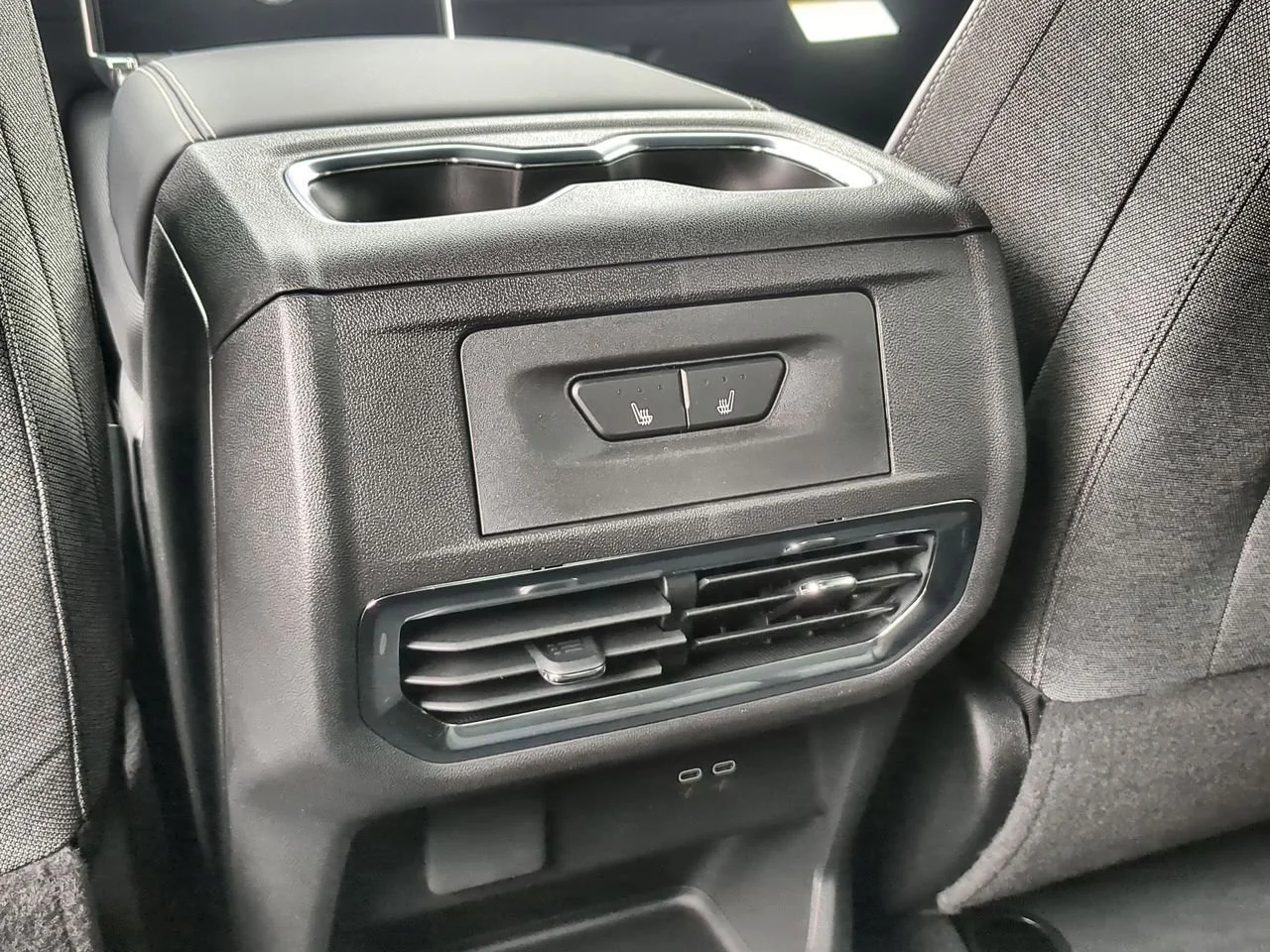 New 2026 Summit White GMC Elevation Extended Range image 20