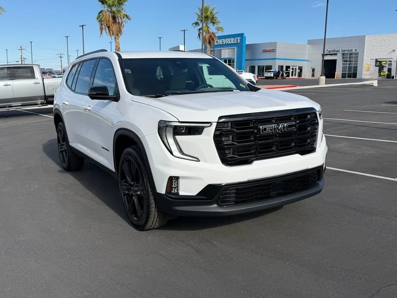 New 2027 Summit White GMC Elevation image 1