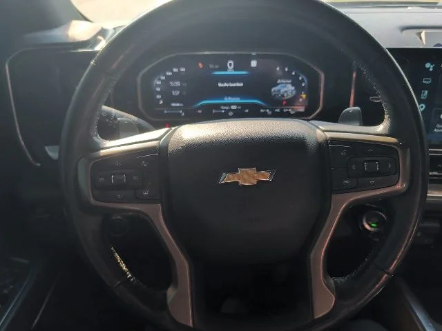 Used 2022 Beige Chevrolet High Country image 20
