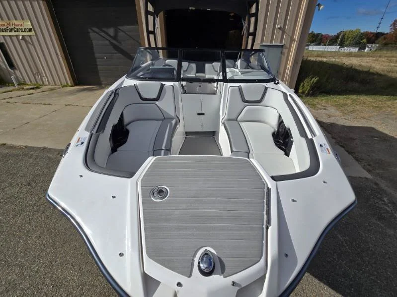 Used 2022 Black YAMAHA  image 7