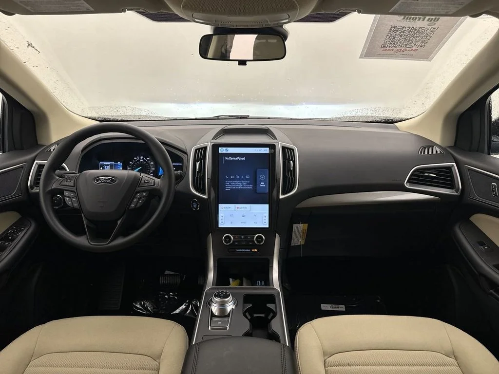 New 2024 Green Ford SE image 5
