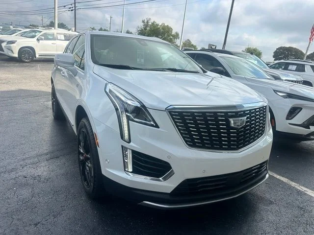 Used 2025 White Cadillac Premium Luxury image 2