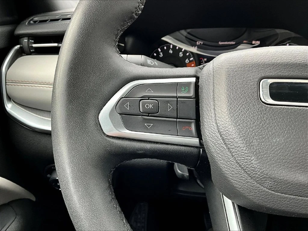 2025 Jeep Compass Limited - Photo 15