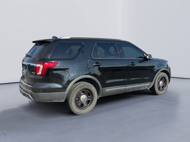 Used 2016 Black Ford XLT image 2