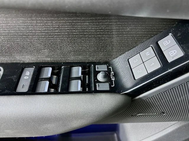New 2026 Carpathian Gray Land Rover Dynamic SE image 19