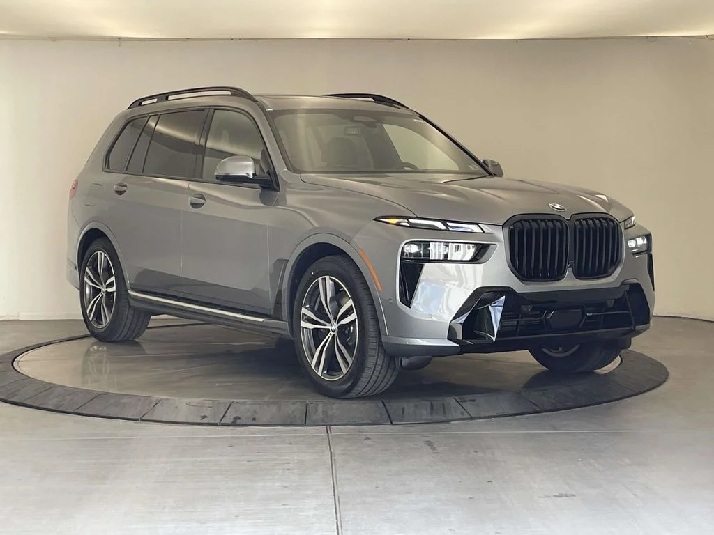 New 2027 Gray BMW xDrive40i image 7