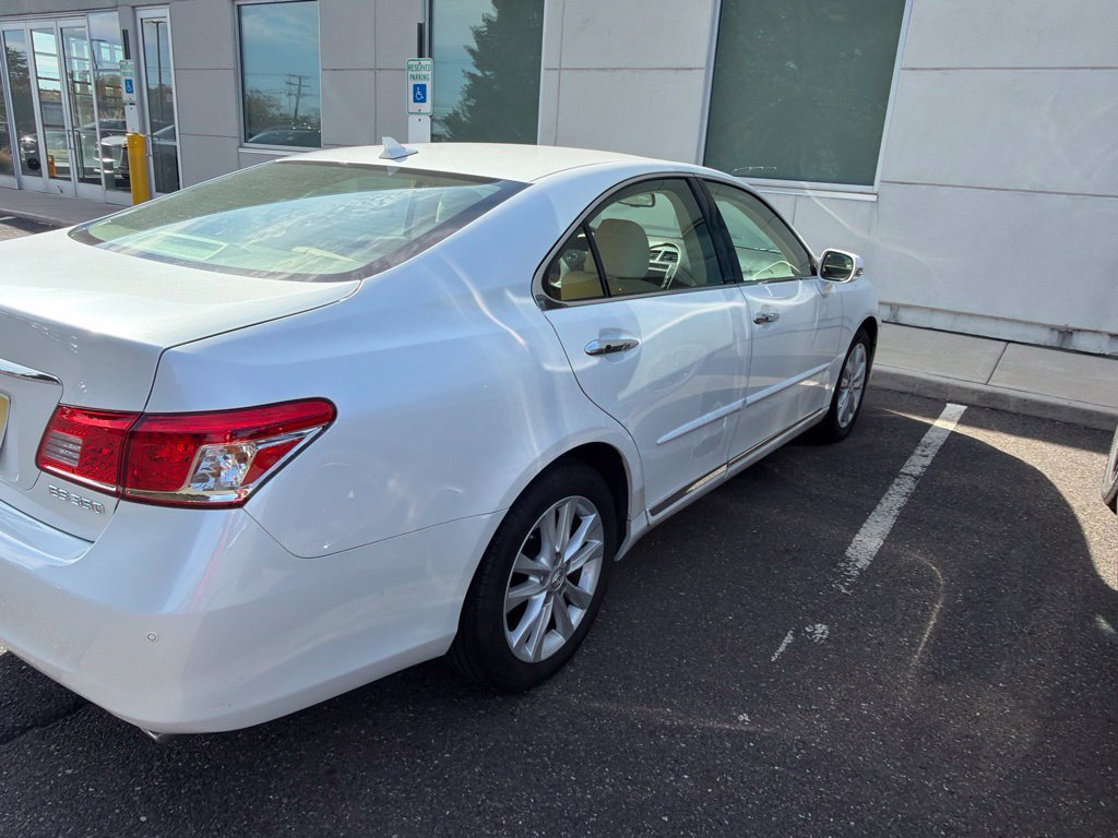 Used 2011 Starfire Pearl Lexus 350 image 8