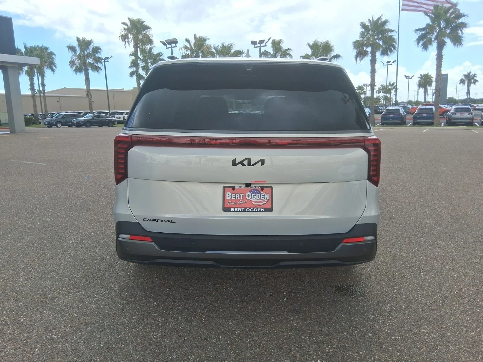 New 2026 White Kia SX Prestige image 5