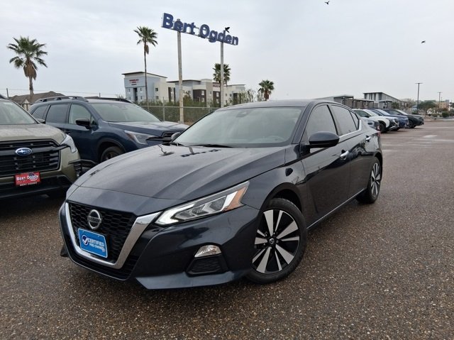 2022 Nissan Altima SV