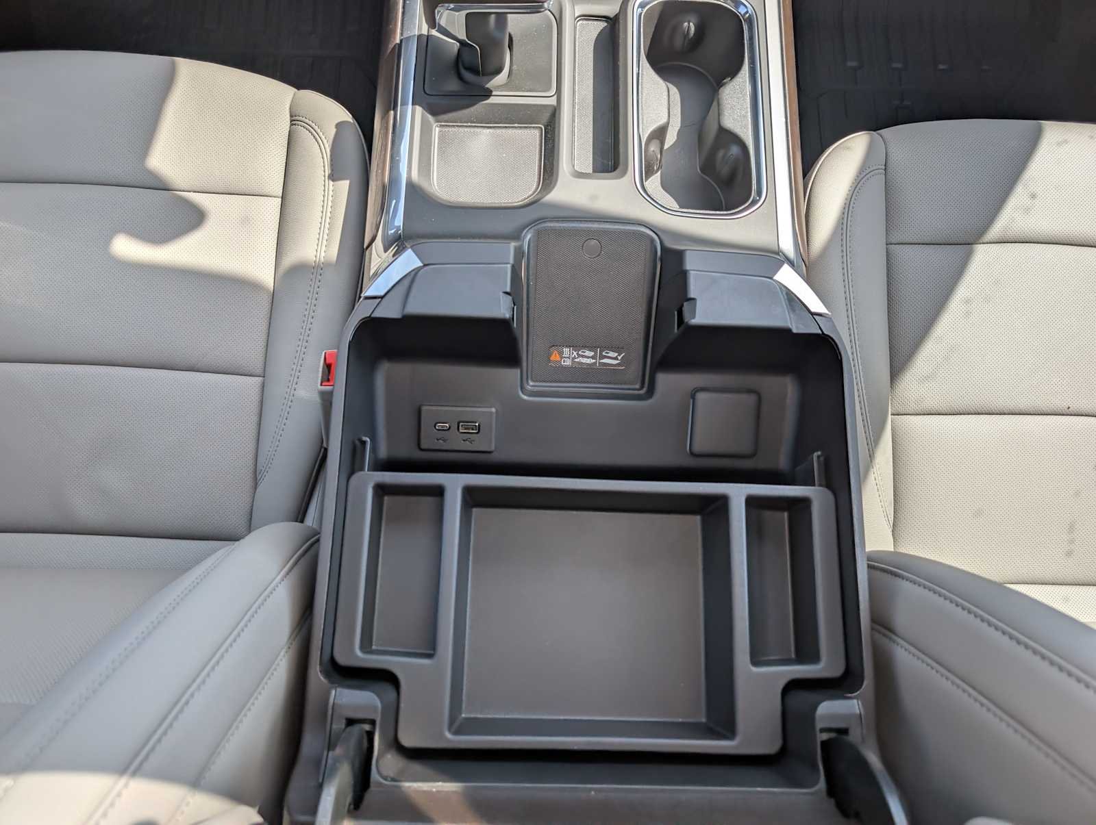 2026 GMC Sierra 1500 SLT - Photo 15