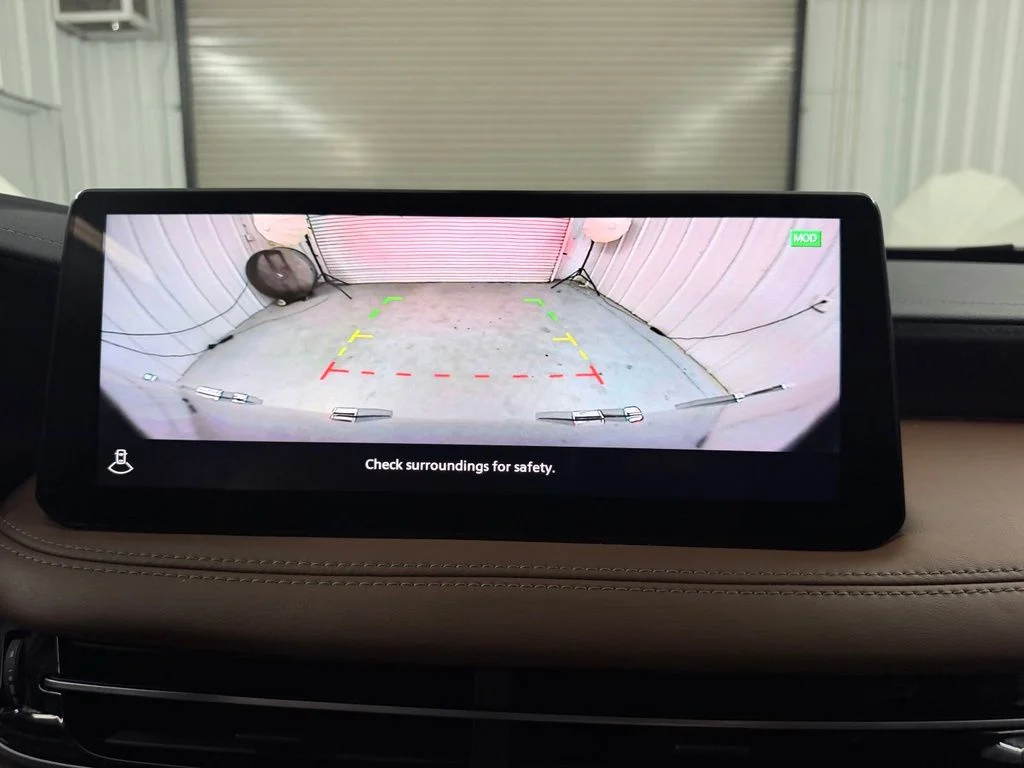 Used 2024 Blue INFINITI Sensory image 17