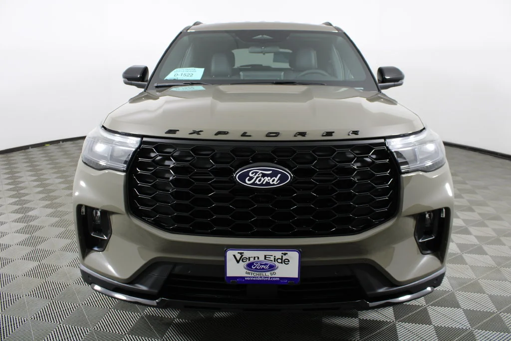 New 2027 Marsh Gray Ford ST-Line image 2