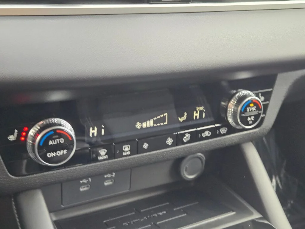 New 2026 White Mitsubishi ES 1.5T S-AWC image 20