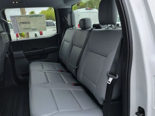 New 2026 Oxford White Ford XL image 14