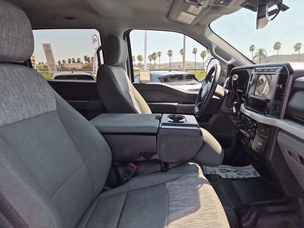 Used 2023 White Ford XLT image 30