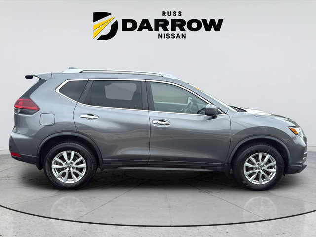 Used 2018 Gray Nissan SV image 6