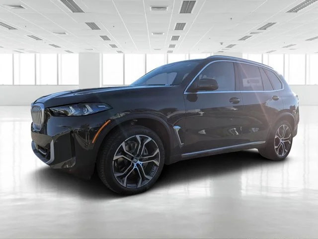 New 2026 Dravit Grey Metallic BMW sDrive40i image 8