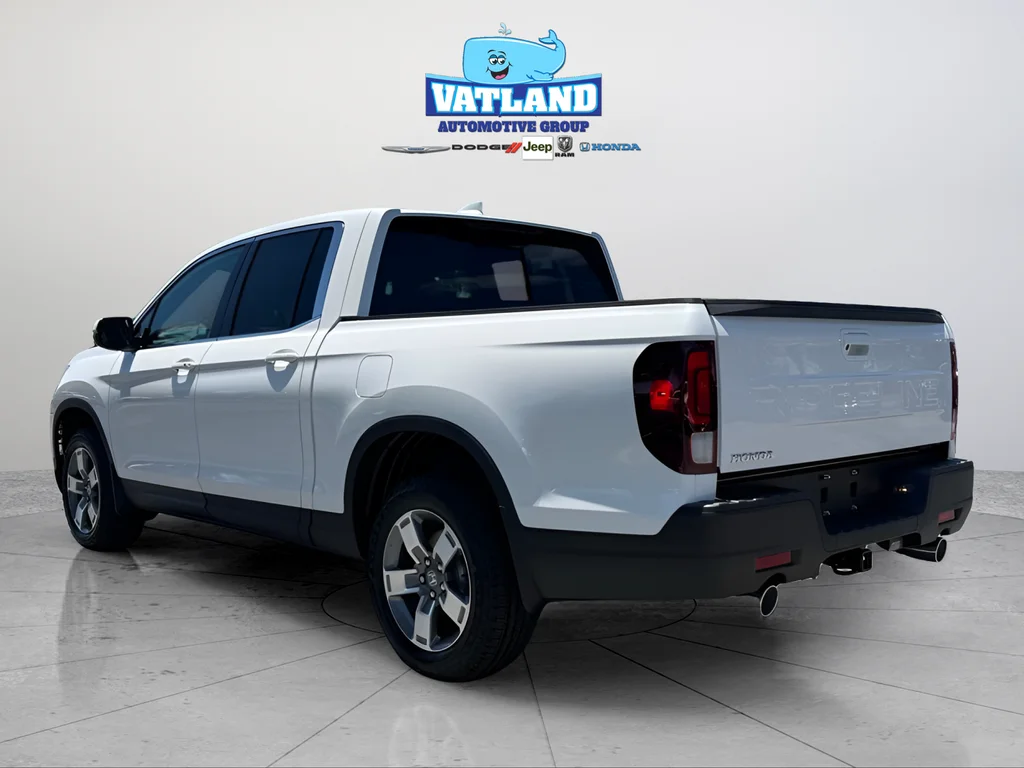 New 2026 Platinum White Pearl Honda RTL image 3
