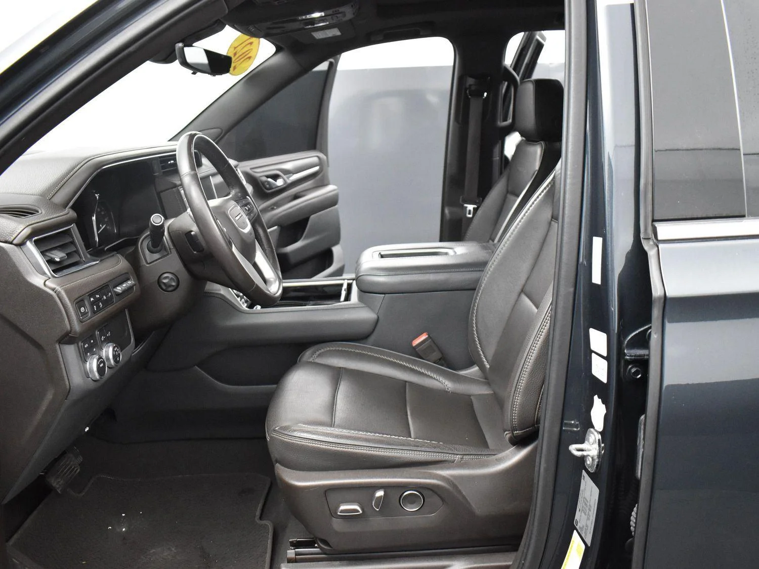 Used 2021 Hunter Metallic GMC Denali image 15