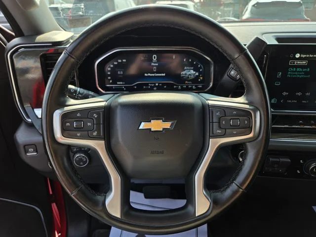 Used 2025 Red Chevrolet LT image 31