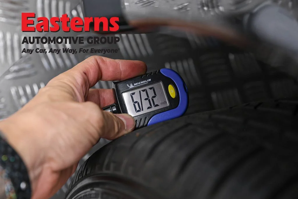 Used 2023 Gray Nissan VENTURE+ image 27