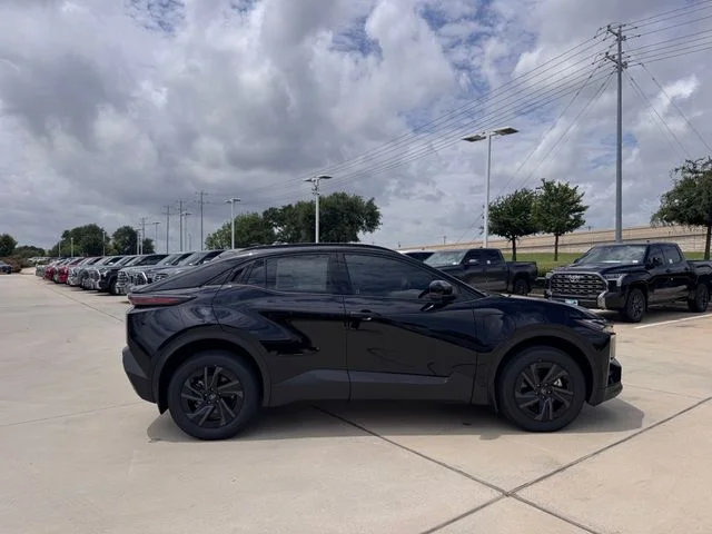 New 2026 Midnight Black Metallic Toyota  SE image 4