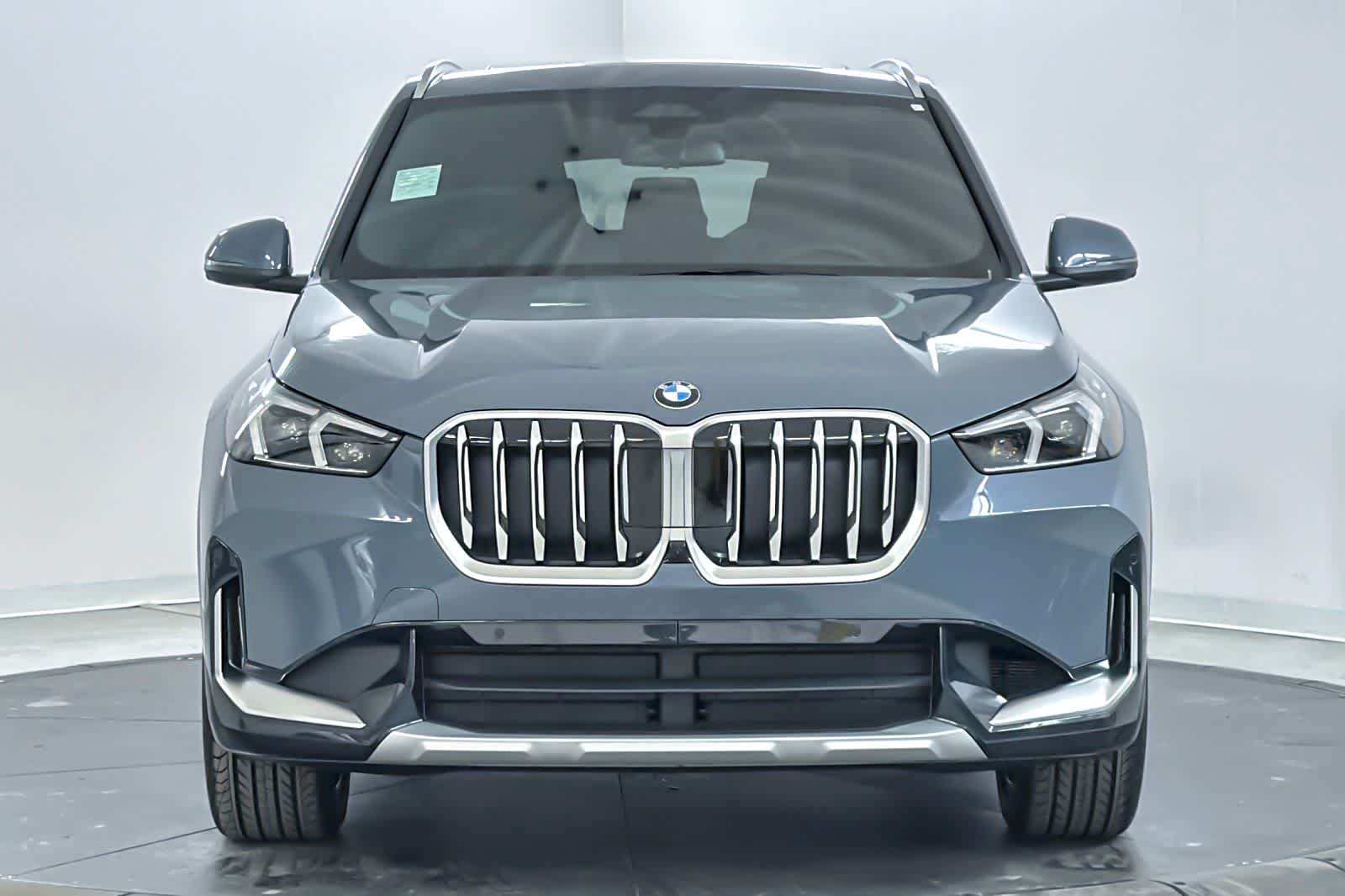 New 2026 Storm Bay Metallic BMW xDrive28i image 10