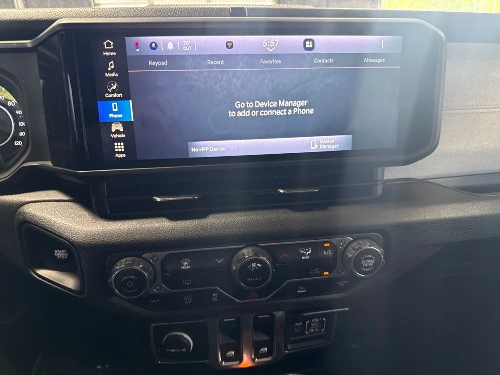 Used 2024 Gray Jeep Sport S image 18