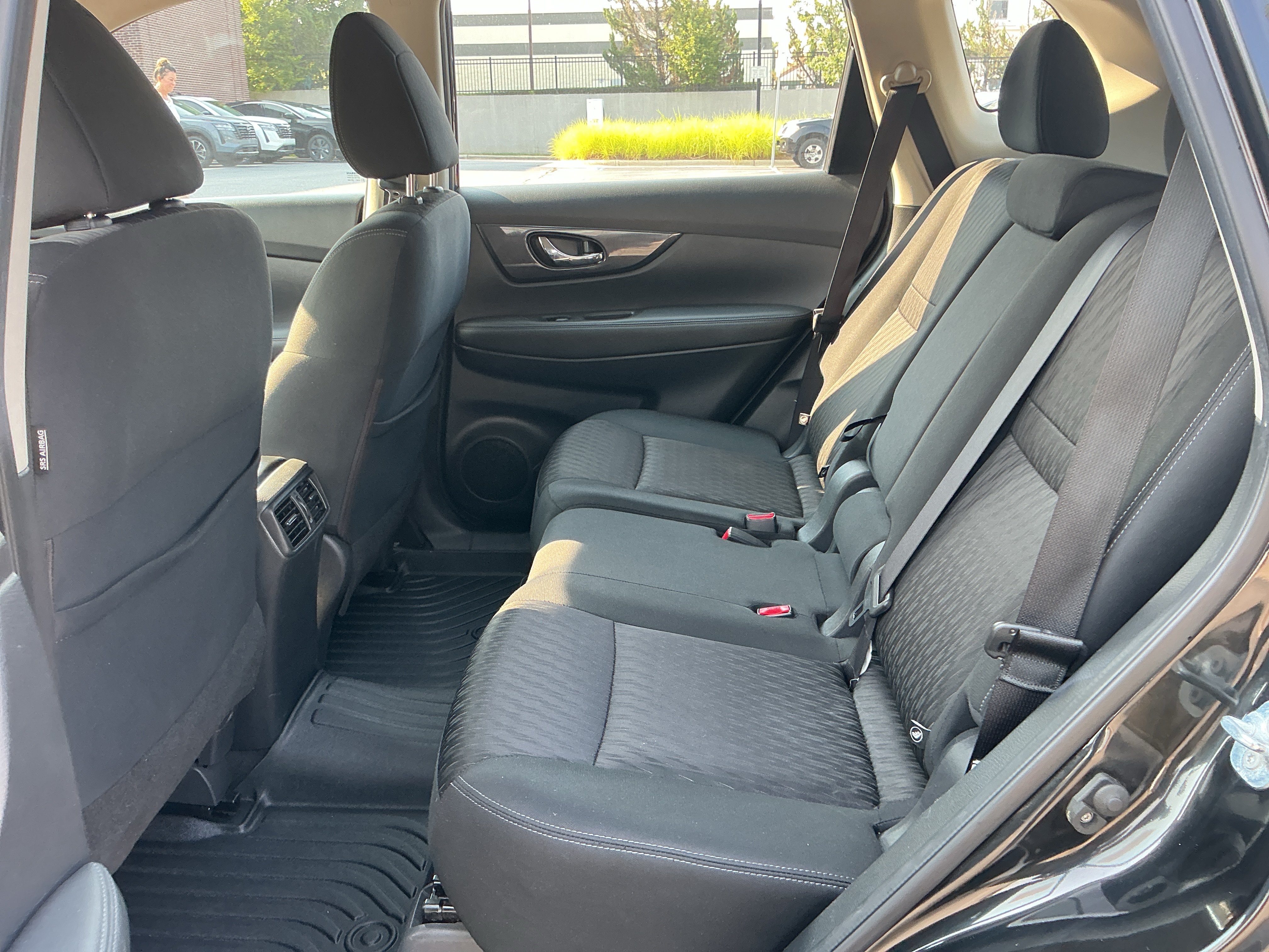 Used 2017 Magnetic Black Nissan S image 25