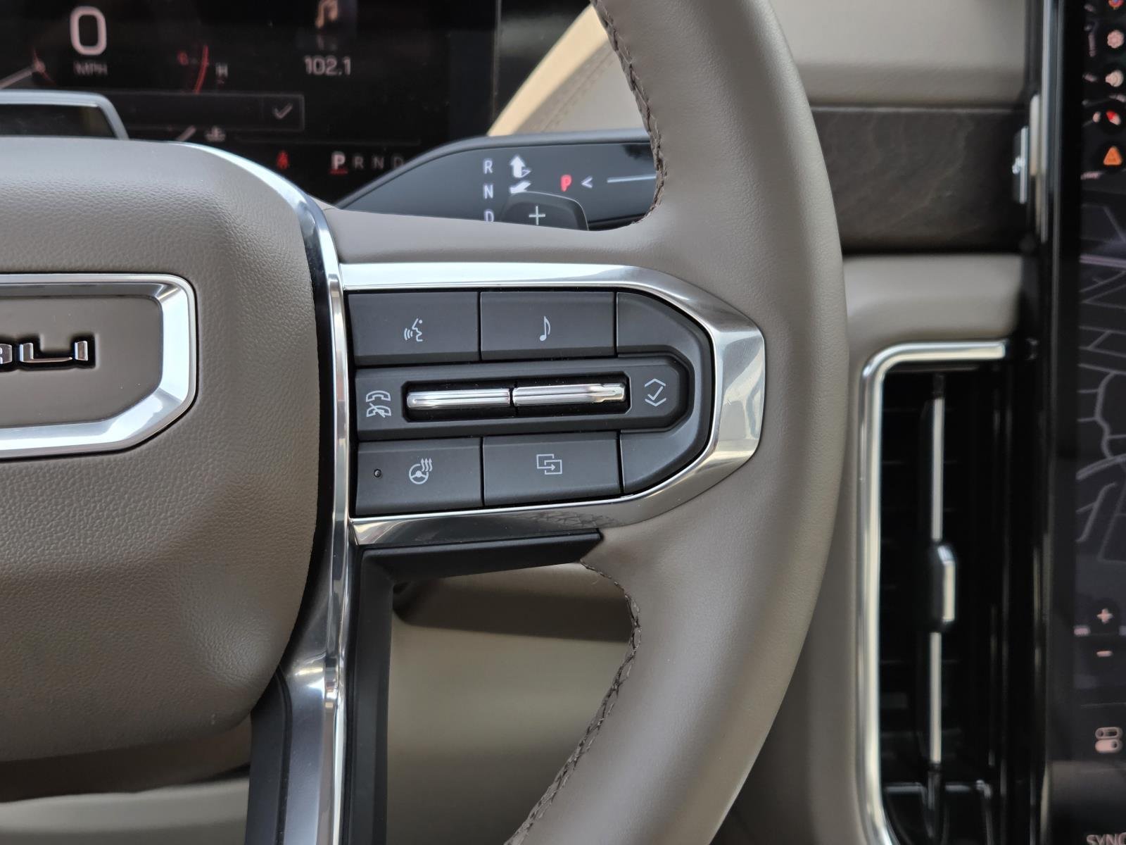 Used 2025 White Frost Tricoat GMC Denali image 22