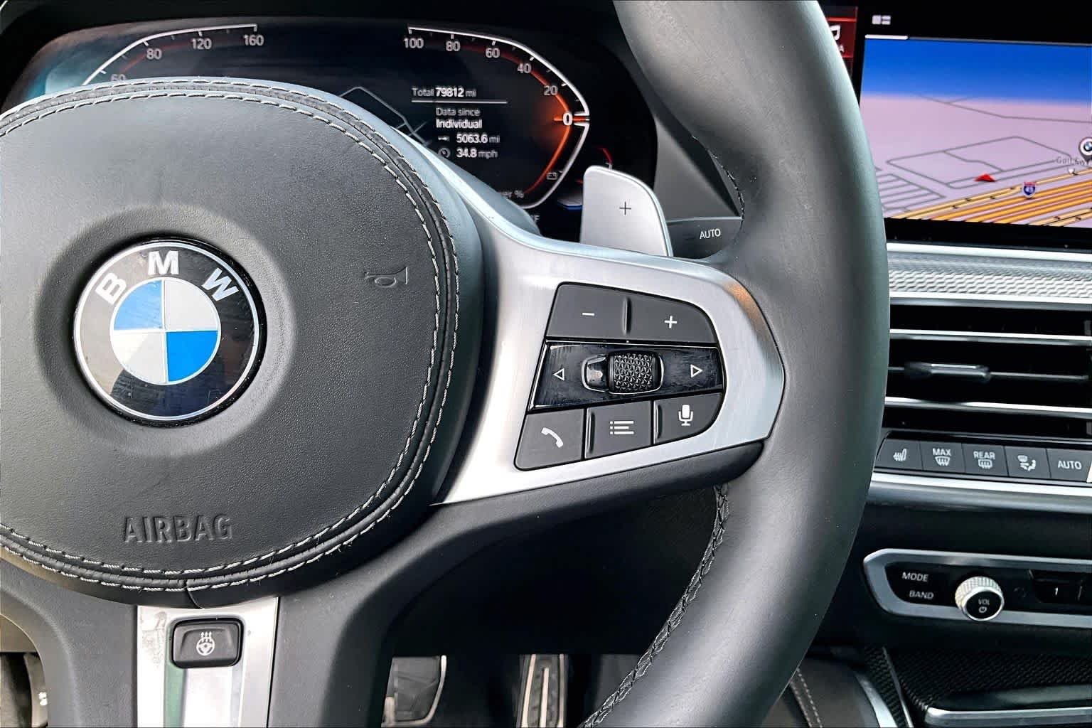Used 2021 Arctic Gray Metallic BMW xDrive40i image 22