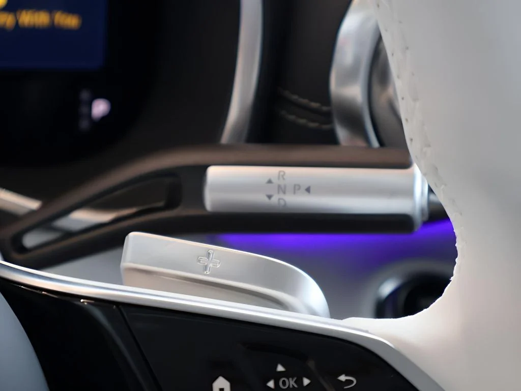 New 2026 MANUFAKTUR moonlight white magno (White Ambiance) Mercedes-Benz Maybach SL 680 image 42