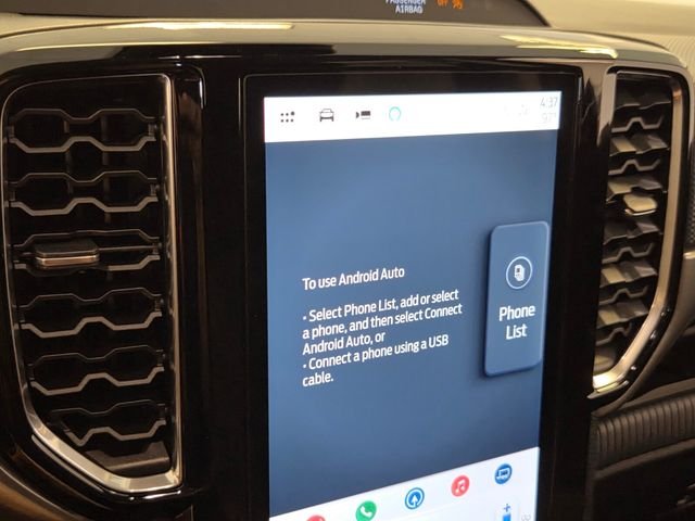 Used 2025 Black Ford XLT image 18