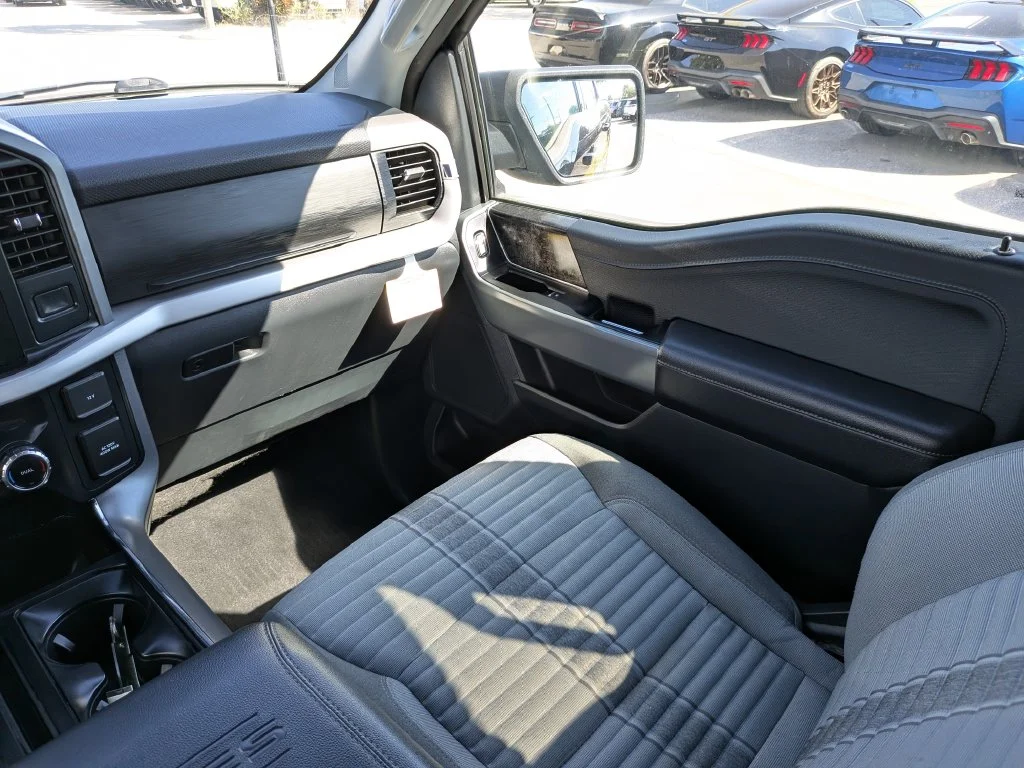 Used 2023 Antimatter Blue Metallic Ford XLT image 19
