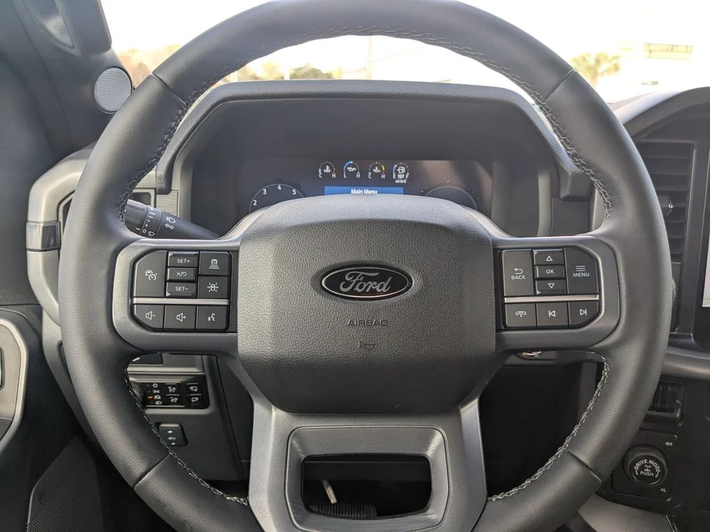 New 2026 Avalanche Ford XLT image 28
