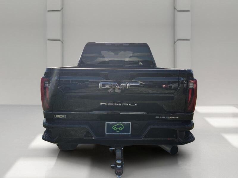 Used 2025 Onyx Black GMC 4WD CREW CAB 159" DENALI ULTIMATE image 4