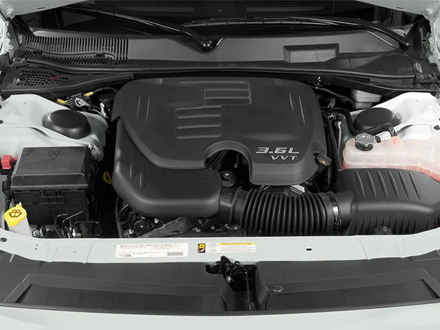 Used 2014 Black Dodge SXT image 16