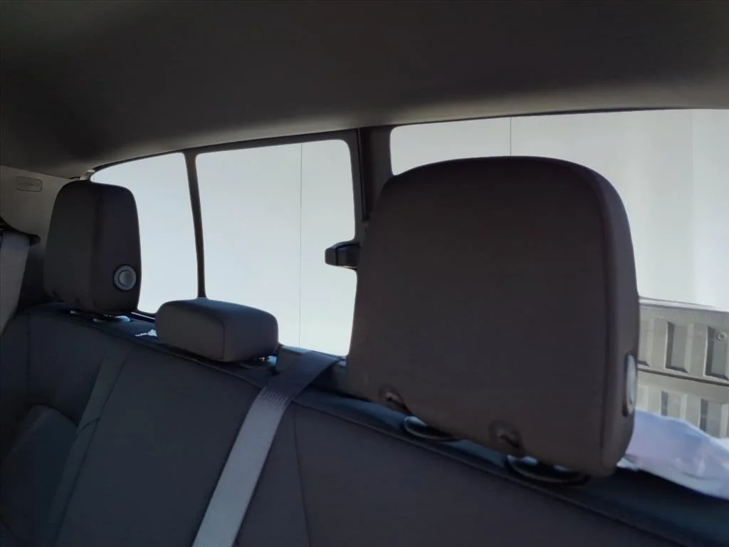 2026 Chevrolet Colorado Work Truck - Photo 10