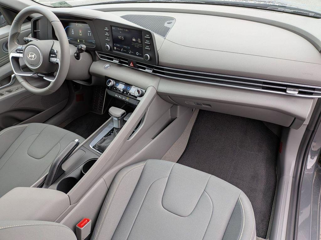 New 2026 Gray Hyundai SEL Sport image 28