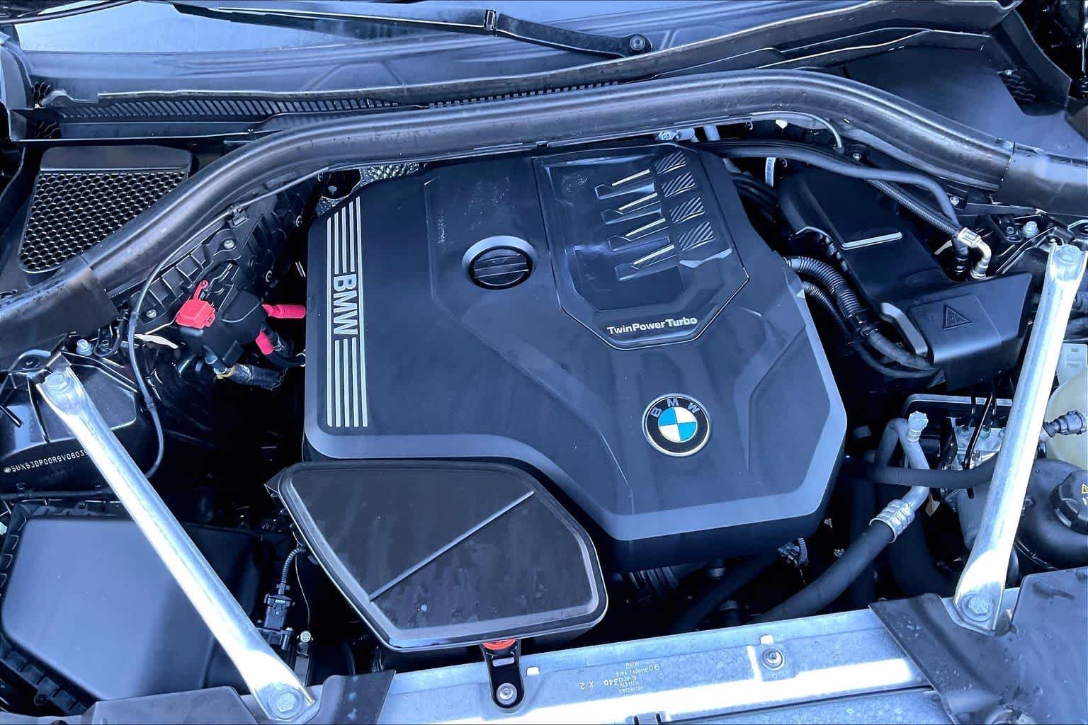 Used 2024 Dark Graphite Metallic BMW xDrive30i image 28