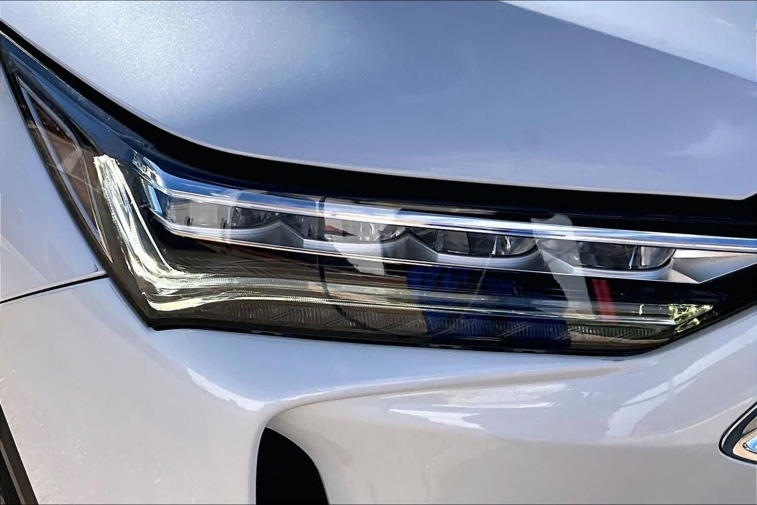 Used 2023 Platinum White Pearl Acura w/Technology Package image 28