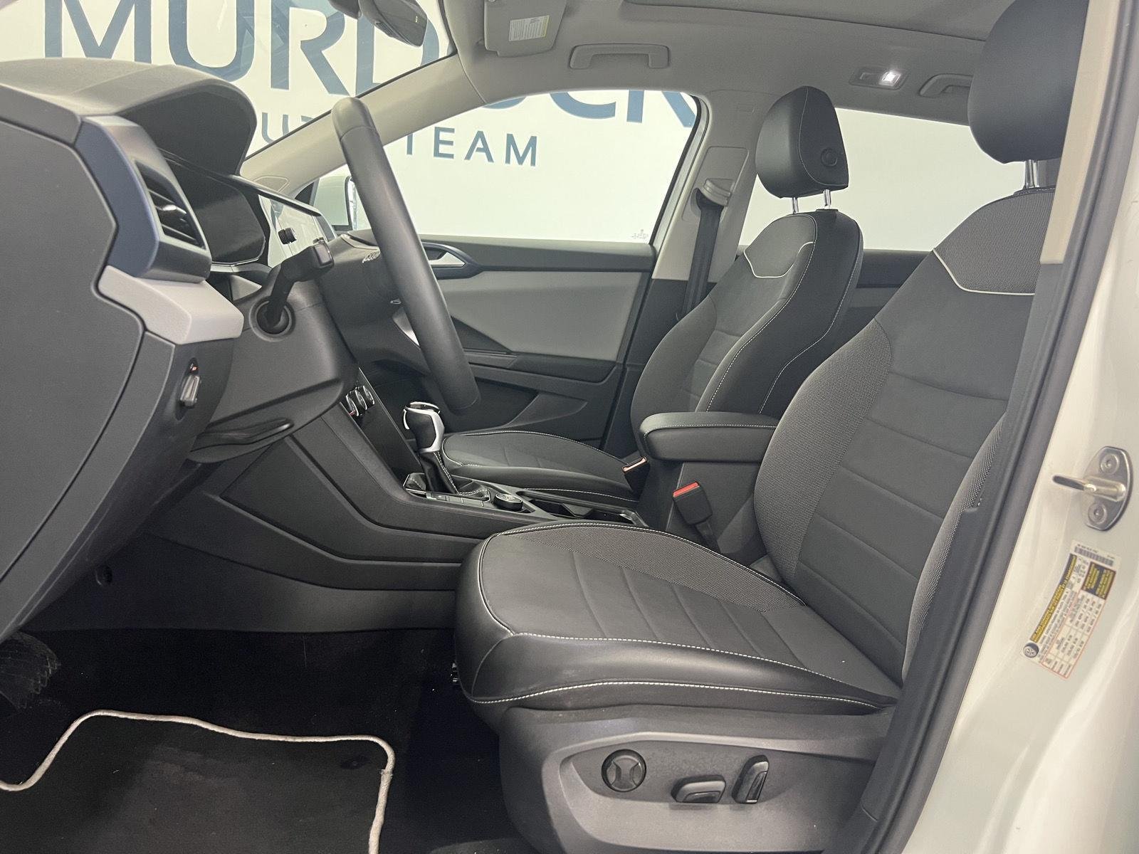 2023 Volkswagen Taos SE - Photo 12