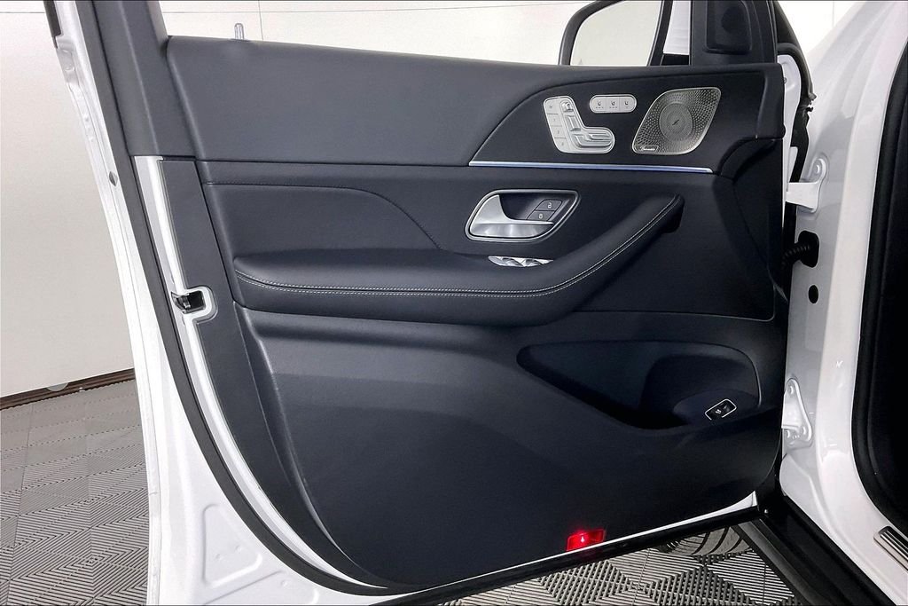 2026 Mercedes-Benz GLS Base - Photo 15