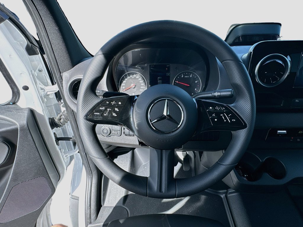 New 2026 Arctic+White Mercedes-Benz Crew 144 WB image 45