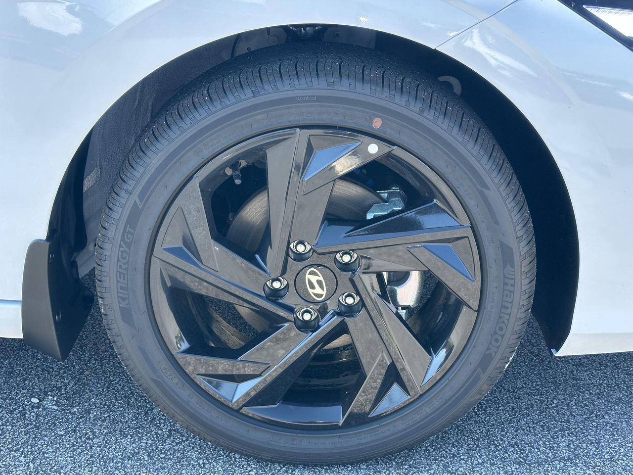 New 2026 Serenity White Hyundai SEL Sport Plus image 12