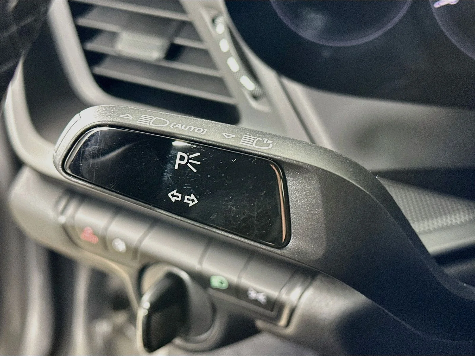 Used 2022  Porsche  image 20