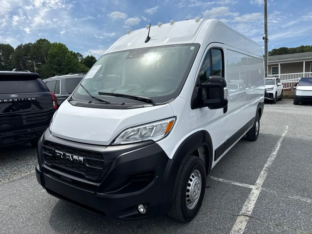 Used 2026 White Ram High Roof image 1