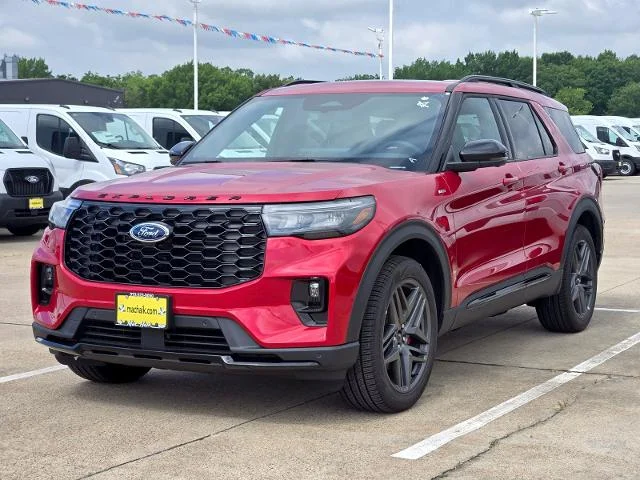 New 2026 Rapid Red Metallic Tinted Clearcoat Ford ST-Line image 23
